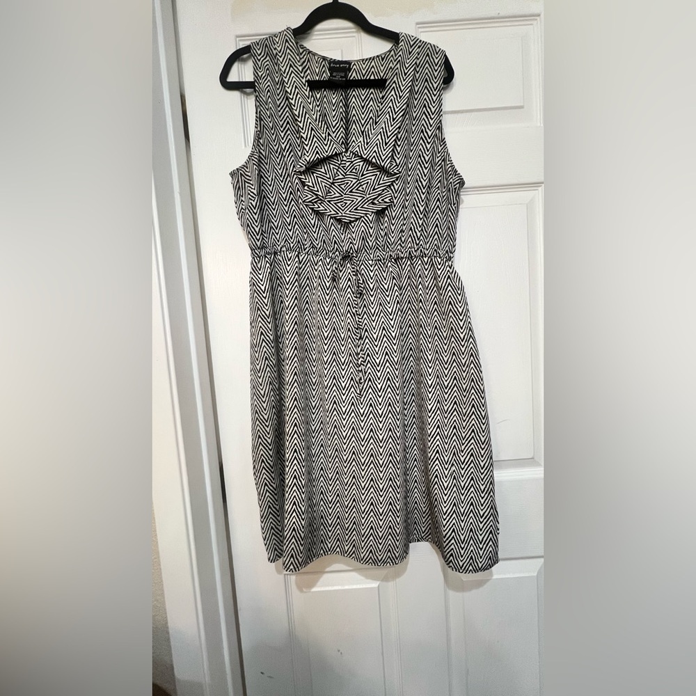 Chevron Patterned Black and White Dress